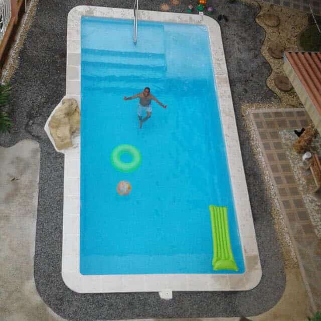 Piscina de fibra de vidrio de lujo